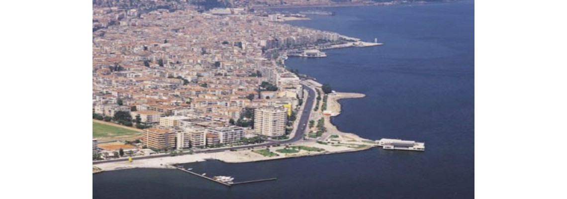 İzmir Karşıyaka İlçesi İş Elbiseleri ve Personel Kıyafetleri